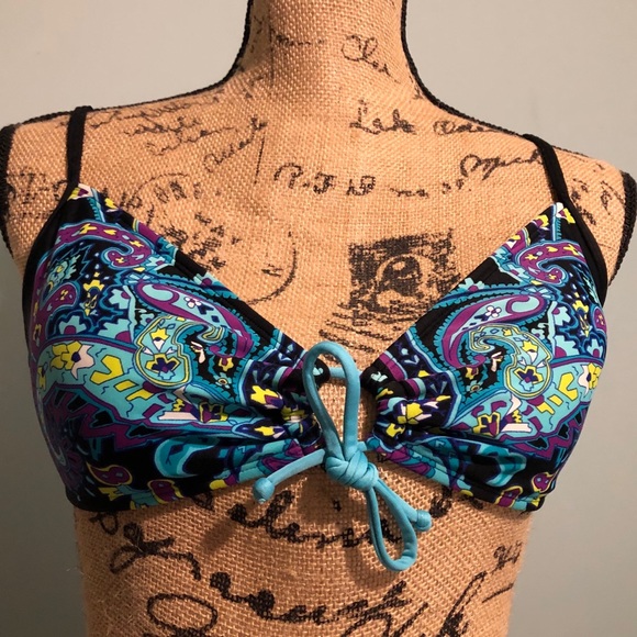 SOLD Athleta] Bikini Top Bundle (3 for $45 or 1 for $15) Size M - Picture 5 of 13